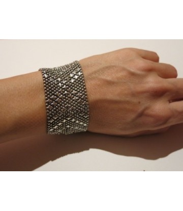 http://www.poonamdress.it/shop/1754-thickbox_default/bracciale.jpg